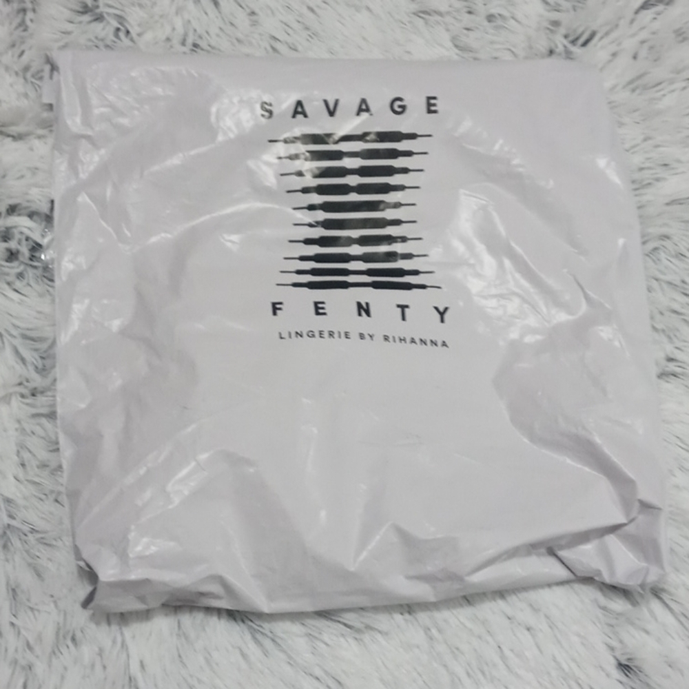 Savage x fenty garter sexy booty shorts